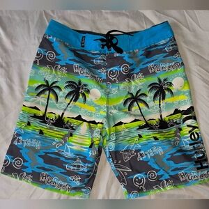 Hurley Tropical Print Board Shorts For Kids Size 10